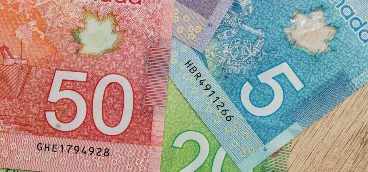 Dollar Kanada Menguat Jelang Kebijakan Moneter BoC